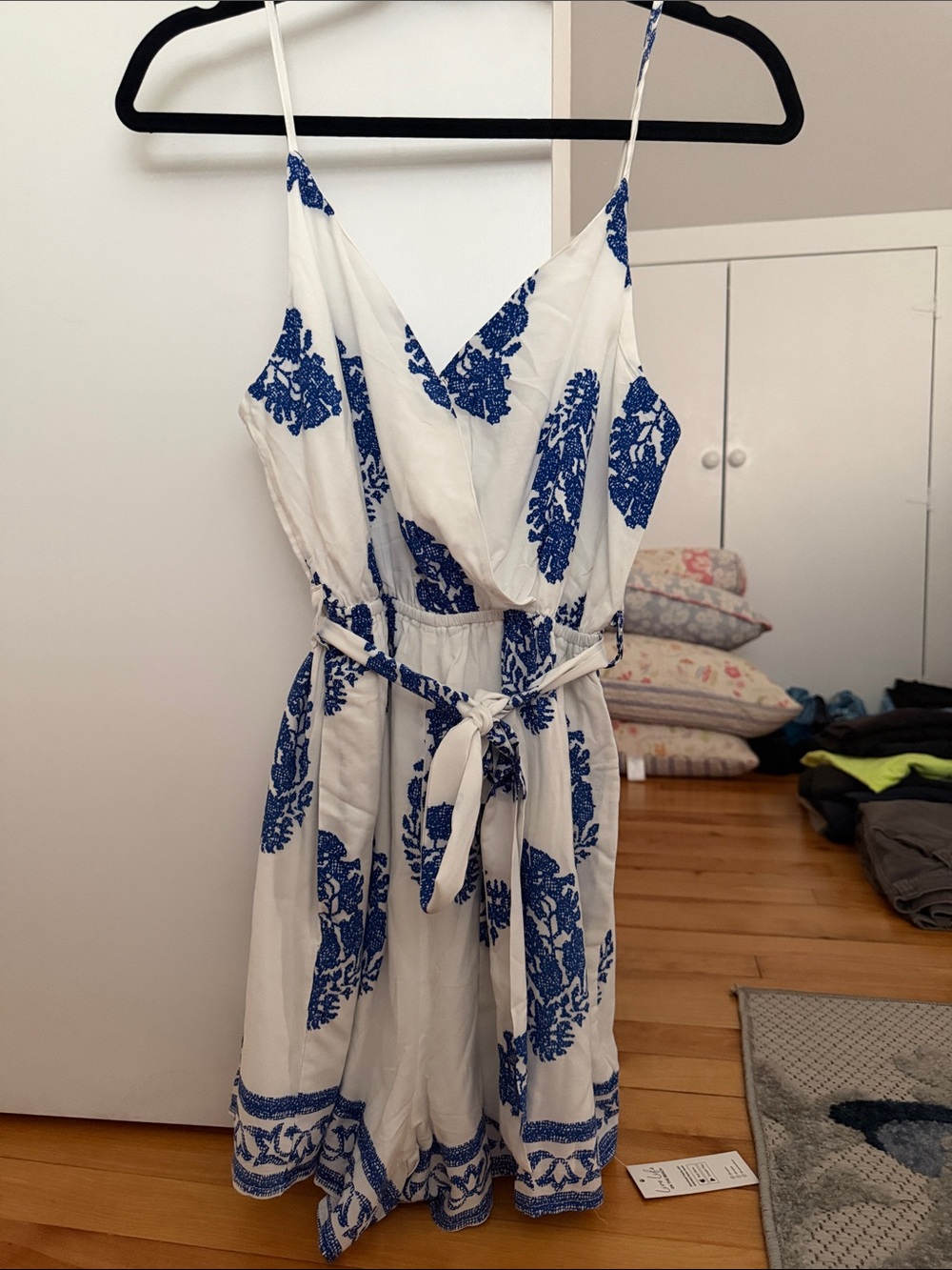 NWT Cupshe White Romper with Blue Floral Print